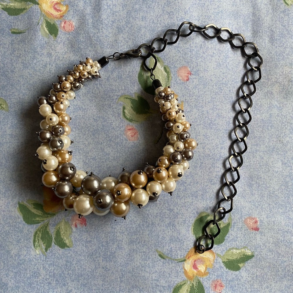 🥂CHAMPANGE BOBBLE NECKLACE🥂